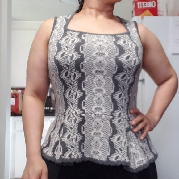 Cabi Sleeveless Peplum Tank Top, Size S - Picture 7 of 16